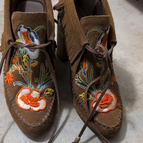 Tory Burch Huntington Fringe Embroidered Brown Suede Women's Shoes Booties - Picture 3 of 10
